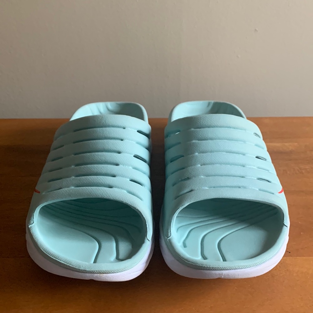 Hoka One One Ora Recovery Slides